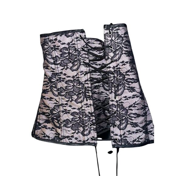 Beautiful Fredericks of Hollywood Dream Corset Size 38 / Black with floral print - Picture 5 of 7